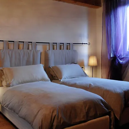 Holiday Home In Imola With Forest & Pool *